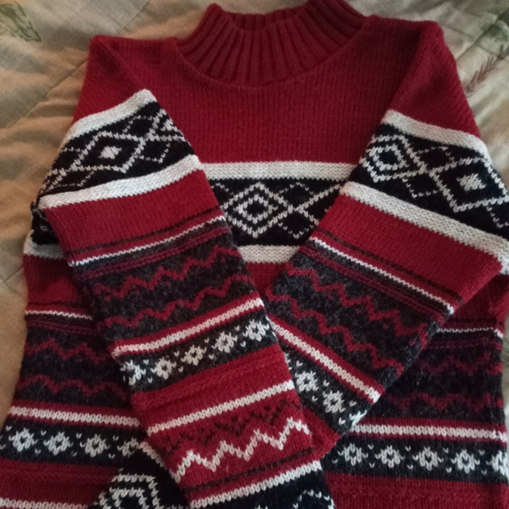 Sweater Bundle - Picture 4 of 9